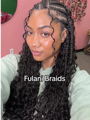 Fulani Braids with Boho Curls are a dream come true 😍 @Big Reena ♑️ does not play when it comes to braiding and twists! She is my favorite. She’s located in Arlington Tx (Dallas-Fort Worth) #fulanibraids #bohocurls #dallasbraider #dallasbraids 