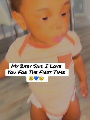 Ugh 😩 I’m In Love😩💙💙 #boymom #moms #mommyson #onthisday #fyp #pourtoii #💯 #fypシ゚viral #foryoupage #👑 #babygirlvanesa 😍😩💙