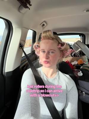 life hack!  #girltips #girltipsandtricks #hairrollers #imjustagirl #girlythings #hairtips #roadtrip #hairtools #fyp #lol 