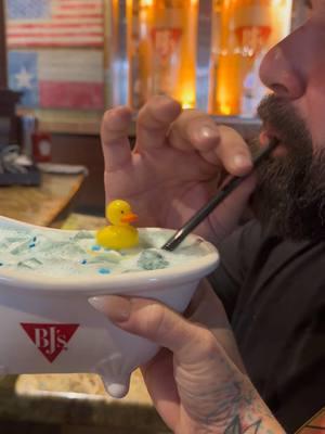 @bjsrestaurants #ducky #rubberducky #fyp #foryoupage #trend #viral #fyppppppppppppppppppppppp 