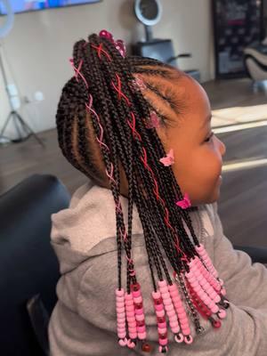 When you just know you’re cuteee🥹💕 #foryou #fyp #braids #littlegirlbraids #toddlerbraids #kidbraids 