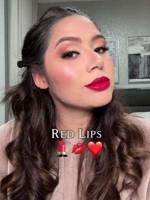 Esse combo fez sucesso 💄❤️💋 Kit da @Kylie Cosmetics na cor 405 Red Velvet  Batom sexta-feira da @Boca Rosa  #makeuptip #lipcombo #batomvermelho #dicasdemake #dicasdebeleza #bocarosabeauty #kyliecosmetics #viralvideos #brasileirosnoseua 