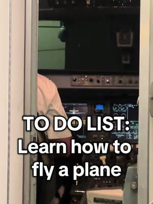 #americanairlines #frontrow #bulkhead #aviation #aviationlovers  #catchflightsnotfeelings #takeflight #frequentflyer #firstclass #firstclassflight #traveltiktok #travel #flightattendant #pilot #traveltiktok #traveltok #humor #humortiktok 