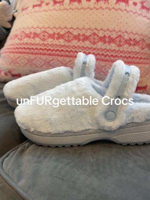 Warm and soft slippers from Crocs! You will love the faux fur on the slippers which will keep your feet toasty warm and they have a supportive no slip grip on the bottom. These come in a bunch of awesome colors, too!  #crocsforlife #crocsslippers #fuzzyslippers #womensslippers #crocs #warmslippers #newyearnewaura 