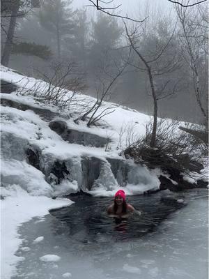 #iceswimming #winterswimming #icebath #maine #acadia #winter 