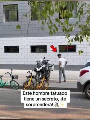 Este hombre tatuado tiene un secreto, ¡te sorprenderá! 🚴‍♂️✨#sopresa #juzgar #secreto #amor #moto #tatuajes #curiosidades #fypシ #fyp 