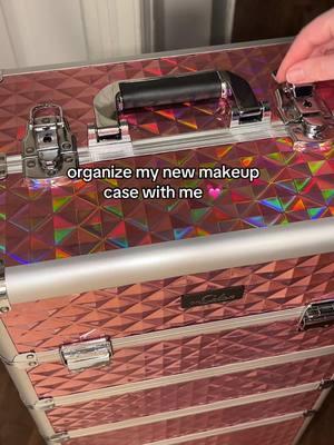 It’s JUST like case from the Hannah Montana movie 😍 Please tell me someone remembers what i’m talking about because my family looked at me like i was crazy 😭 Very grateful ❤️ - #organize #organizewithme #organizemakeup #hannahmontana #hannahmontanamovie #organizingtiktok #organizing #makeupcase #fypシ゚viral 