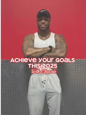 It’s not to late to achieve your fitness goals! This year make a choice to achieve your fitness goals and sustain them!  Starting January I will be opening 10 spots for my online training. Take out the guess work and get a customized blueprint to achieve your goals! 📱 Click the like in my bio or comment “2025” to get started! #weightlossgoal #2025weightlossgoals #2025newyear #newyearnewgoals #weightlosscoaching #weightlosstranformation