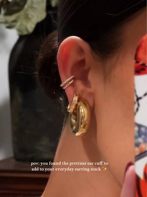 So obsessed! 😍 The prettiest ear cuff!! ✨ #tiktokstyle #earringstack #goldearrings #goldjewelry #goldjewelryaesthetic #jewelrytiktok #earcuff #earcuffs 