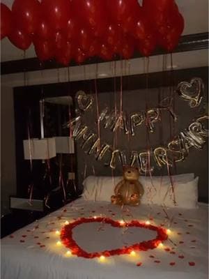 Happy Anniversary ❤️ #hoteldecoration #lasvegasballoons #lasvegasroomdecorations #anniversary #anniversarygift #giftsforher #giftsforhim 