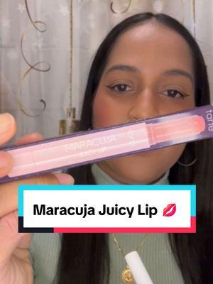 If You Want A Plump, Juicy Look For Your Lips, YOU HAVE TO TRY Maracuja Juicy Lip By Tarte! 💋 💄 #Tarte #TarteCosmetics #TarteMaracujaJuicyLip #Maracuja #MaracujaJuicyLip #LipOil #LipGloss #Cosmetics #TiktokShopFinds #Makeup 