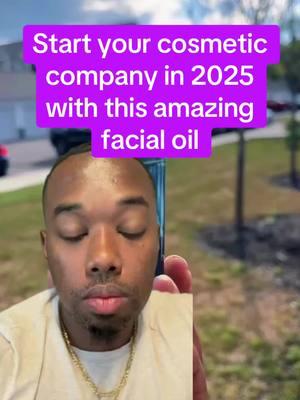 Selling a 1 Ingredient Face Oil Is A Game Changer! More and more brands are doing it!  Comment “BEAUTY” for more business reveals! ✅💎  Blueberry seed oil can do great things for your skin and hair, which is why so many people are starting to use it. Some of its main benefits include: • 🫐  Anti-aging properties • 🫐   Combating acne • 🫐  Skin moisturizer • 🫐   Promoting hair growth  #fyp #drunkelephantskincare #skincareroutine #skincare #SkinCare101 #skincarebasics #serums #skincareserum #skincaredropper #beautycoach #beautyindustry #branding 