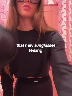 @KREWE ily🩷 #fyp #viral #foryoupage #krewe #newsunnies #aesthetic #viralvideo 