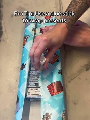 Game changer #wrapping #wrappinggifts #wrappingpaper #gifts #giftbag #presents #newyears #squidgames2 