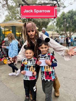 Johnny Depp | Jack Sparrow #teamtevault #fyp #jacksparrow #johnnydepp  #piratesofthecaribbean #disneyland #california #familyvacation #filamfamily 