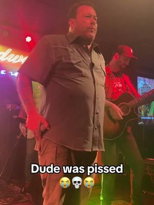 😂 Hell yes I do!!! 💯 @Uncle Kracker #af  #unclekracker #drunklekracker #🥴 #drunkuncle #fyp #fy #concerts #kidrock #90smusic #driftaway  #kennychesney #songs #music #onehitwonder #concertok #countryrap #countryrock 