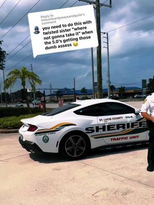 Replying to @hmjustwantpeaceandquite #schoolbusrunners #portsaintlucieflorida #stopforschoolbuses #drivesafe #deputysheriff #mustangsoftiktok #portsaintlucie #policeoftiktok #copsoftiktok #busrunner #schoolbussesoftiktok #cops #busdriversoftiktok 