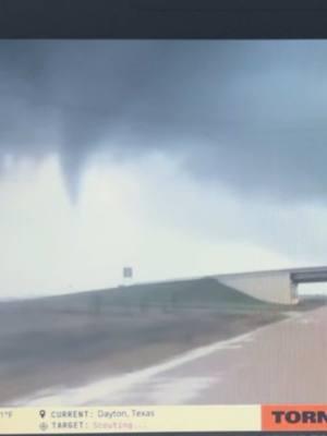 Storm chasers are on a different level #fyp #reedtimmer #weather #stormchaser #severeweather #supercell #tornadoalley #texas 