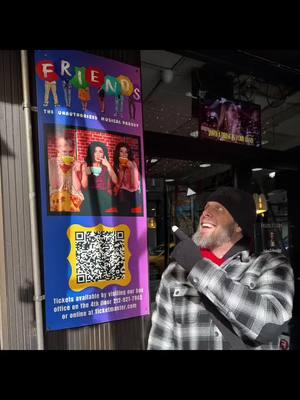 Friends Parody off Broadway NYC #nyc #broadway #broadwaymusicals #travel #nycchristmas #see #thingstodoinnyc #thingstodo #friends #show #smellycat #ross #chandler #monica #joey #howyoudoin #marcel #janice #pheobe #gunther 