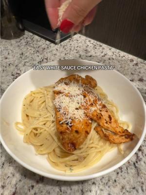 today’s dinner 🤤 a creamy lemon + parmesan chicken pasta!! using our new @HexClad pans that we LOVEEE #pastatiktok #pastarecipe #lemonchicken #EasyRecipes #quickdinner #cookwithme #cookingtiktok #DinnerIdeas #dinnerwithme #hexclad #fyp #dinner 