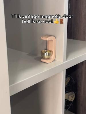 This doorbell can calm me down!😐 #bell #chime #chimebell #magical #intentions #joy #invitegoodenergy #goodvibesonly #doorchime #magneticdoorbell #doorwindchime 
 #renterfriendlydiy #tiktokshopblackfriday #tiktokshopcybermonday #tiktokshopholidayhaul #2025 