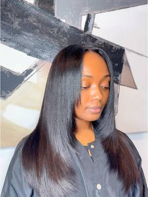 Sleek Traditional Sew-In W/ Layers 💋 • • • • • #hairtok#tooviciouss#hairtransformation#hairtutorials#stlhairstylist#toovicioussco#chicagohairstylist  