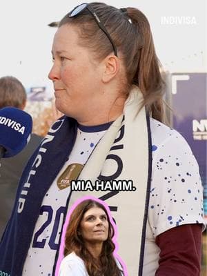 Having the LEGEND MIA Hamm in the stands + cheering for your fav NWSL team is a dream!! ✨ #Soccer #woso #womenssoccer #football #uswnt #ussoccer #nwsl #nwslexpansion #columbus #miahamm #legend #portlandthorns