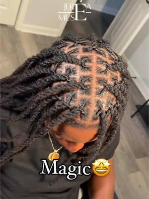 Transformation for the win 🏆  New Houston Stylist🫶🏽💫 Follow for more loc tips⚜️ January  appointments available✨ Instore pickup & Website coming soon @scalpspices  LOCATION:📍Houston,TX . (Booking Link In Bio) . . . .  #houstonlocs #jereamuse #houstonstarterlocs #locextensionshouston #houstonlocticianstyles 