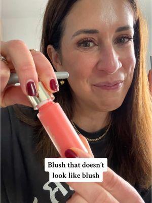 Blush that doesn’t look like blush☺️ Feautured color is Joy. #liquidblush #rarebeautyblush #innerglow #glowingskin #glowingskincare #blush #blushtrend 