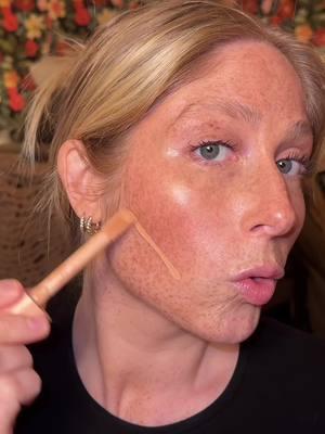 G L A M O R O U S #freckles #makeup #makeuptutorial #MakeupRoutine #beautyroutine #makeuphacks #makeuptransformation #makeuptricks #makeuptips #skin #realfreckles #fakefreckles #fauxfreckles #grwm 