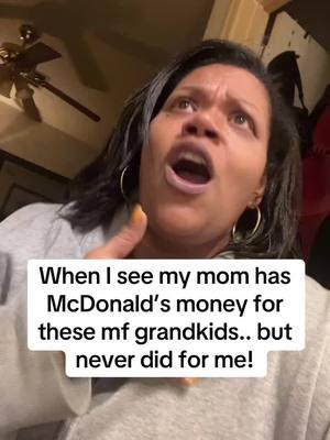 How does she have McDonald’s money now? #r3 #rcubed #fyp #mcdonaldsmoney 