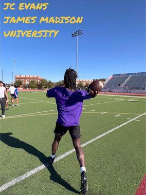 Back at it with James Madison University QB @jc JC Evans #YVQB #YVQBacademy  #HealthyObsession #AttitudeAttentionEffort  #MindsetCultureBrotherhood  #QBtraining #QB #Quarterback 