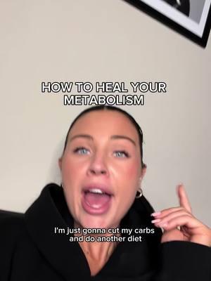 If you have been dieting intentionally for most of your life or unintentionally under eating (if you think coffee is breakfast☕️🙃) your metabolism has most likely down regulated.  No its not broken - but it will meet you where you’re at making fat loss so much harder.  Reverse dieting and/or getting to maintenance calories before another deficit saved my relationship with food, my metabolism, and helped me lower inflammation from the stress I was putting on my body. ➡️ If you want to learn how comment below GUIDE for my free metabolism secrets guide which explains how to make fat loss so much easier and how you can get results you can actually keep!  #reversediet #leanout #fatloss #lean #weightlossforwomen #weightlosstips #weightloss 