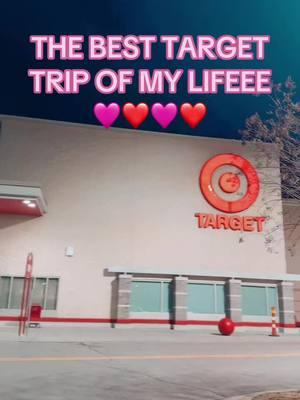 I could cry this was too good! ❤️💖 @target #target #targetvlog #targetfinds #targetshopping #cometotargetwithme #blogilates #targetblogilates #athleisure #momfit #momstyle #comeshopwithme #comeshoppingwithme #targettrip #StanleyCup #StanleyCup #stanleyquencher #targetstanleycup #stanleyvalentinesday 