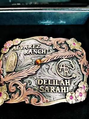 Hebilla personalizada para mi Reina 😍🥰👸🐴🫶 @Sheridan Buckle Co 𝐓𝐌  #paratiiiiiiiiiiiiiiiiiiiiiiiiiiiiiii #fyp  #hebillaspersonalizadas #hebillas #sheridan #buckle 