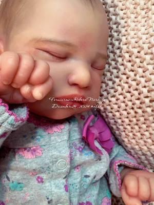 #goodnight #notforsale #reborndoll #forevermorerebornnursery #baby #babynightroutine #nightroutine #junisbysabinealtenkirch #reborn #fakemilkforfakebabies #fakemilk 