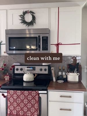 your sign to start cleaning 🧹 #cleanwithme #cleaning #cleaningmotivation #asmrcleaning #asmr #cleaningasmr #asmrclean 