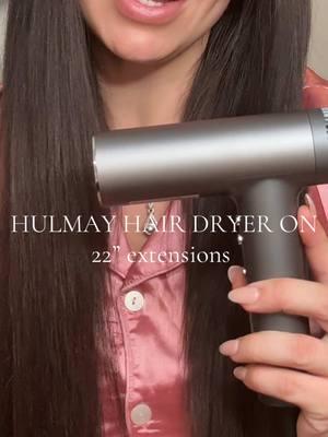 Did you know you can’t go to bed on wet extensions #hairtok #extensions #22inchextensions #pretty #hulmay #bestdryers  