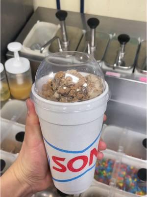 Reese’s Chocolate Blast 🍫😮🥶#sonic #icecream #pov #fypviral #papasfreezeria #satisfying #redvelvet 