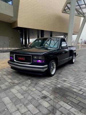 #singlecab #oldbodystyle #obs #obsbuild #gmcsierra #stepside #jesusisking #foryoupage 