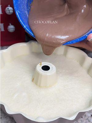 Chocoflan  #parati #foryou #chocoflan #chocoflanrecipe #recetastiktok #recetasfaciles #mexicantiktok  INGREDIENTES del FLAN: 5 huevos 1 lata de leche evaporada  1 lata de leche condensada   2/3 queso crema Vainilla 