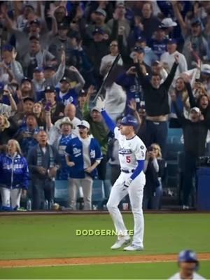 Gibby, meet Freddie. #fyp #MLB #baseball #mlbtiktok #dodgers