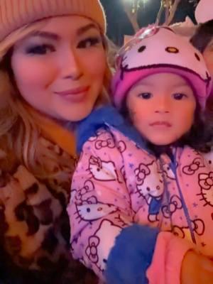 Best Hello Kitty Christmas✨🎀 #hellokitty #momlife #fyp #pink #girlmom #pinkbow #coquettegirl #hellokittygirl #christmas #christmasparade #christmastreelane 