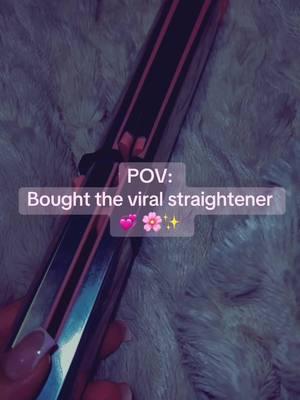 9/10 recommended 💗 #hairtok #TikTokShop #tiktokmademebuyit #longhair #straightener #fypシ゚viral #winterhairstyle #viralproducts #fy #fyp #fypシ #fypage #prettypink 