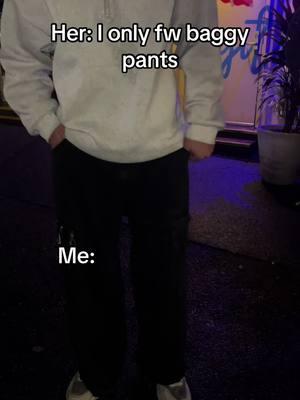 These pants are fire 🔥 #pants #baggy #TikTokShop #fyp #viral #baggyclothes #clothes #clothing #streewear #cheap #winter #coldweather #winterfit #winterpants #baggyfit 