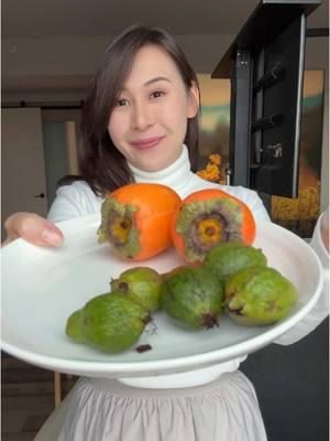 Buah aneh lagi , jambu kok sekecil ini , jambu apa yah … apa ini masih bayi kayak pencit gitu?  #sibungbung #kuliner #kulinerviral #reviewmakanan #reviewbuah 