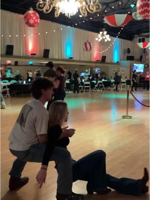 #swingdance #swing #cojo #fypシ #explore #fyp #dance #codyjohnson #countrymusic #trustfall 