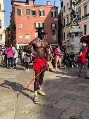 THE SUPER STAR TAK#tak_method #discipline #inspiring #mindsetmotivation #fypシ゚viral #italy🇮🇹 #veniceitaly #traveltiktok #nevergiveup #blacklivesmatter #black 