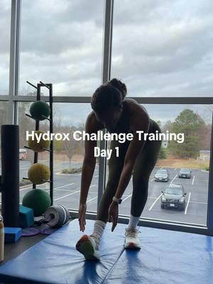 The Halls are taking on the Hyrox Challenge in 2025 ✨ #hyrox #hyroxchallenge #endurancetraining #fitcouple #couplesworkoutchallenge #2025fitnessjourney #fitnesschallenge 