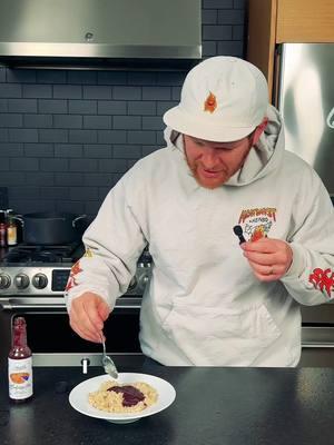 Stump the Somm is BACK! 🔥🌶️🔥 In this episode, our Founder and CEO @noahchaimberg spices up a simple breakfast go-to. Would you add a little sauce to your brekky? Is oatmeal + hot sauce in or out for 2025? Let us know. 👇 #HEATONIST #StaySpicy #BreakfastRecipe